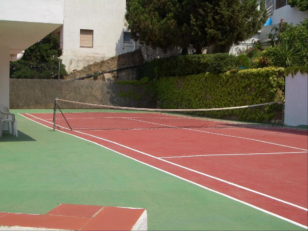 קאלדס ד'אסטרק Dynamic Hotels Caldetes Barcelona מראה חיצוני תמונה